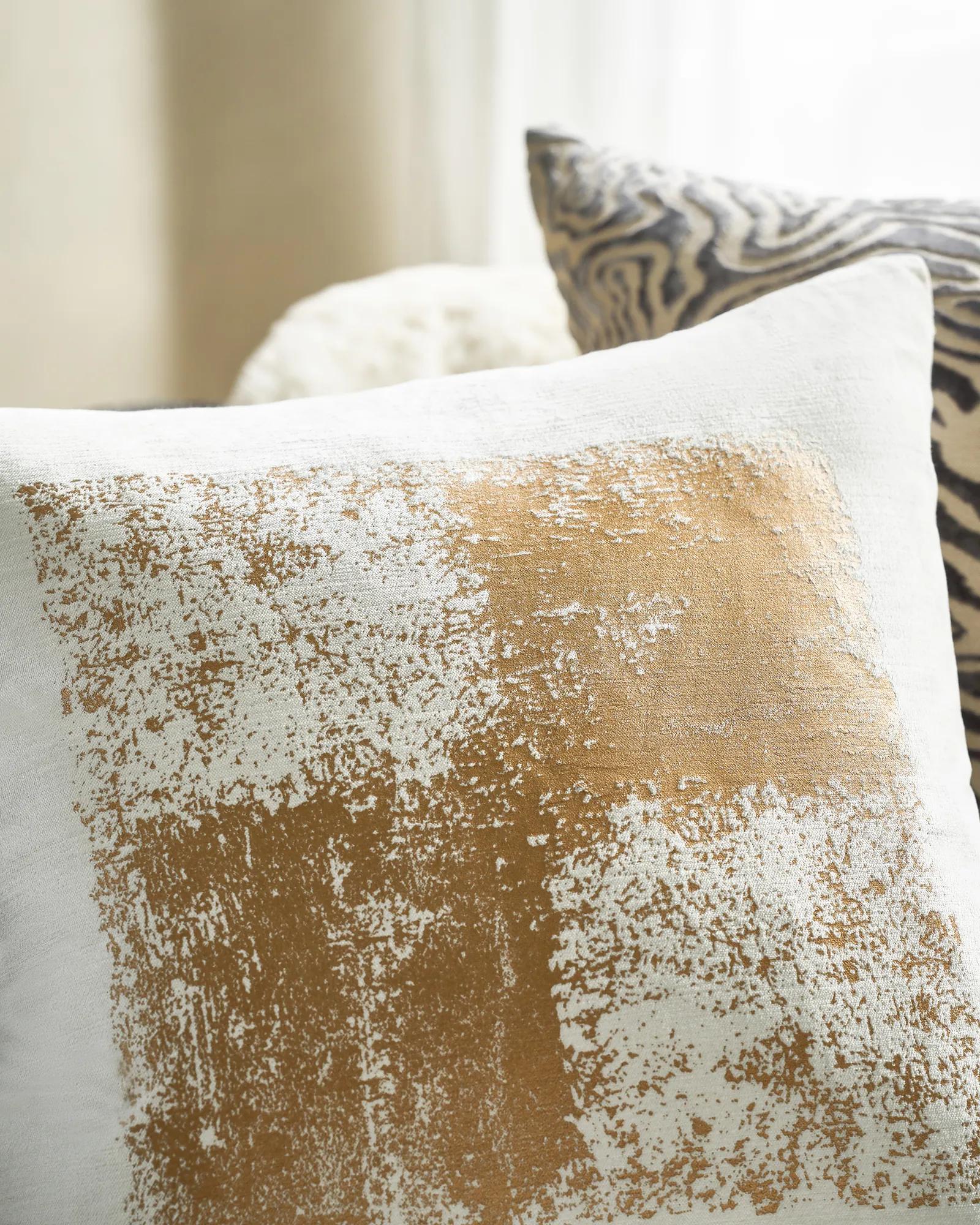 Amalia Metallic Checker Pillow 20" - White/Gold