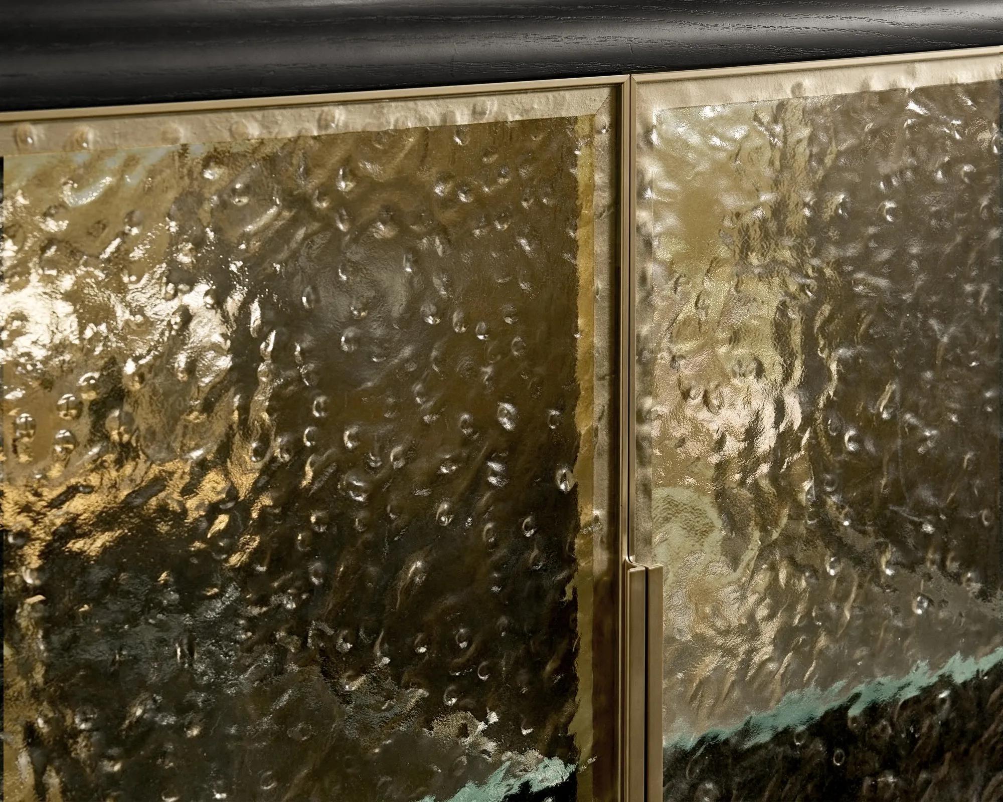 Eleanor Wavy Glass 2-Door Buffet (38")