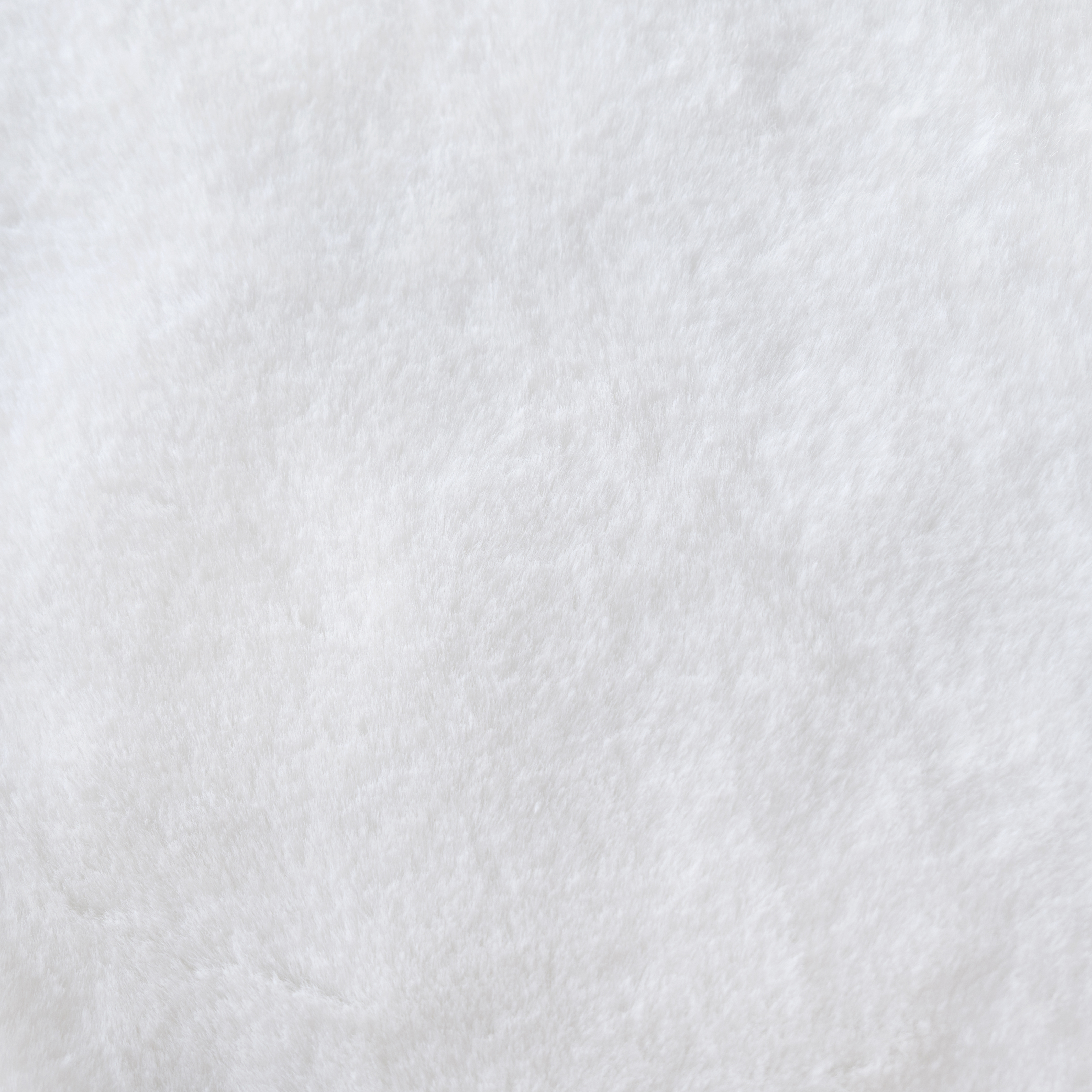 Faux Fur Tree Skirt 48" - White