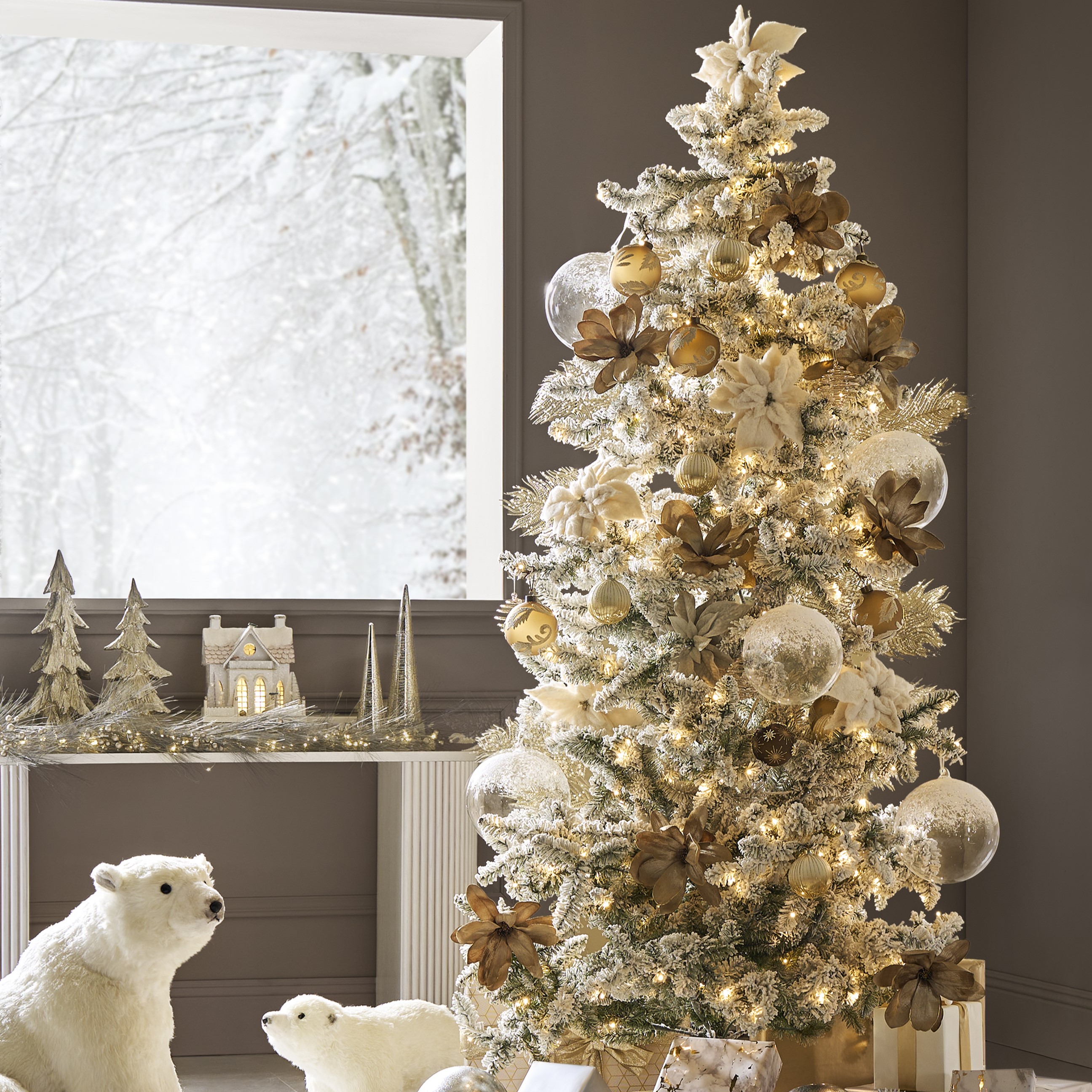 Pre-Lit Spruce Flock Tree 7'5"