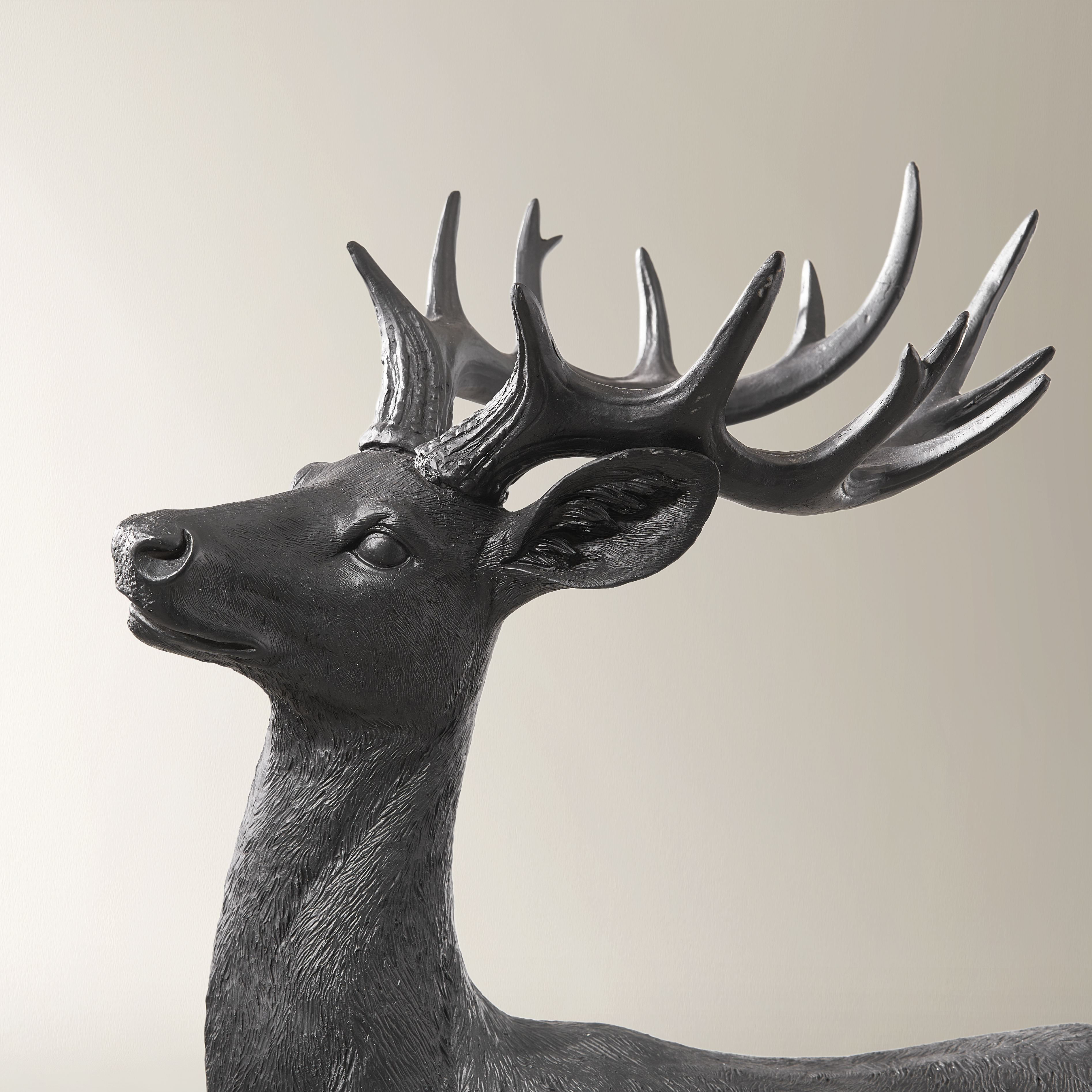 Majestic Deer Black - 22" & 32"