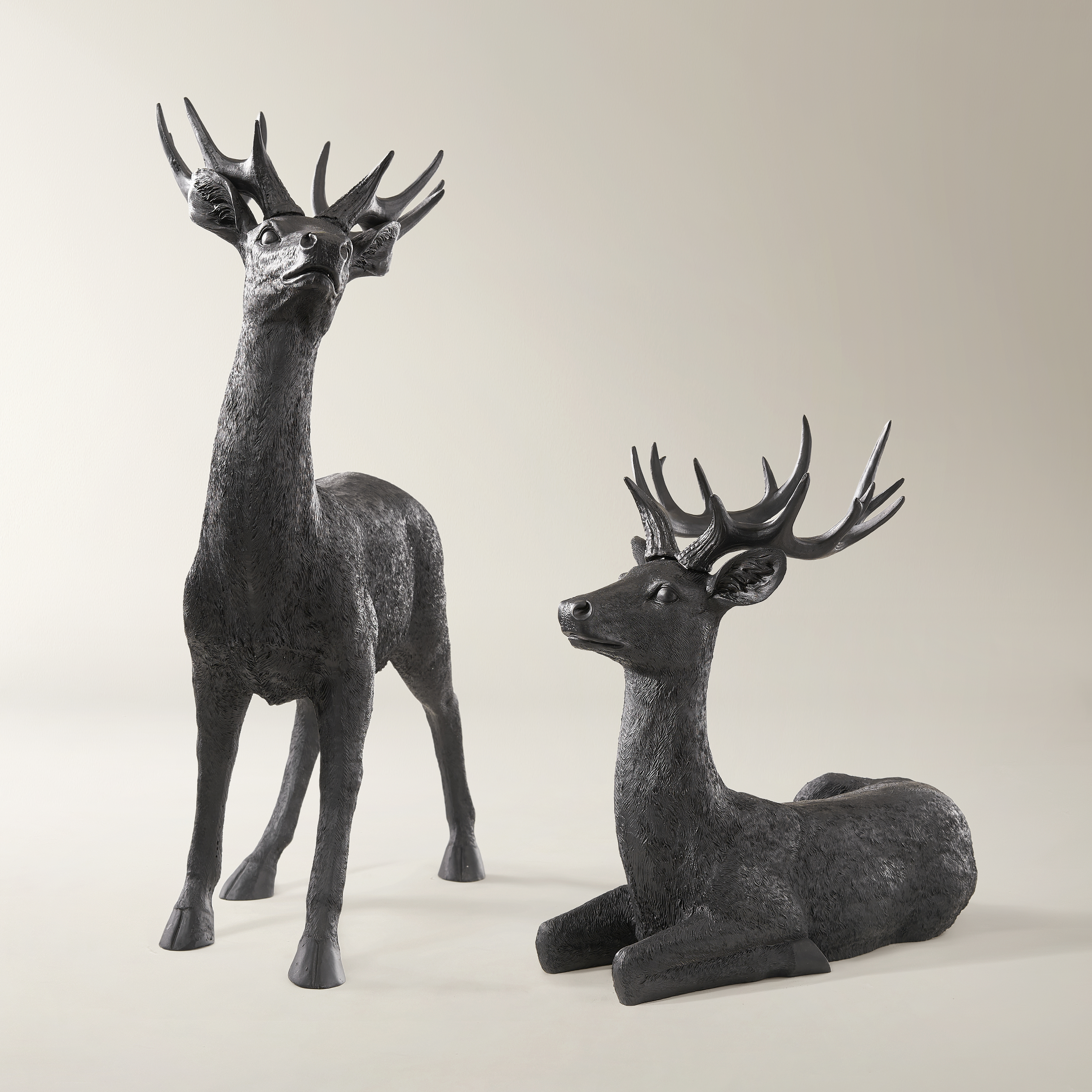 Majestic Deer Black - 22" & 32"
