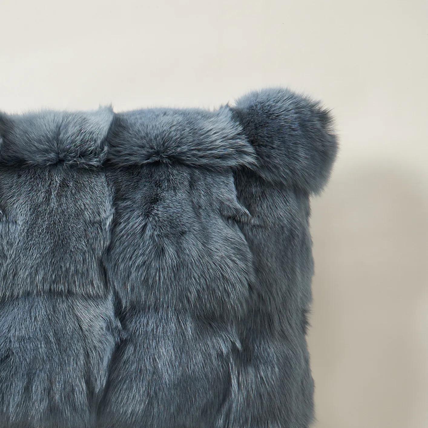 Fur Lumbar 14" x 20" - Blue