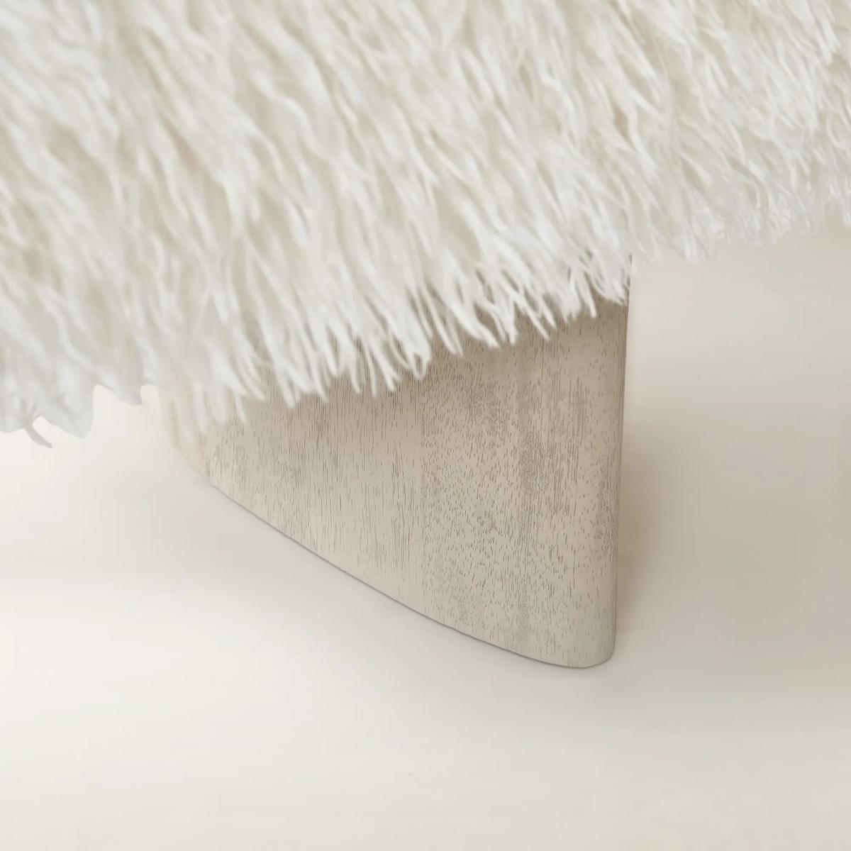 Micah Bench