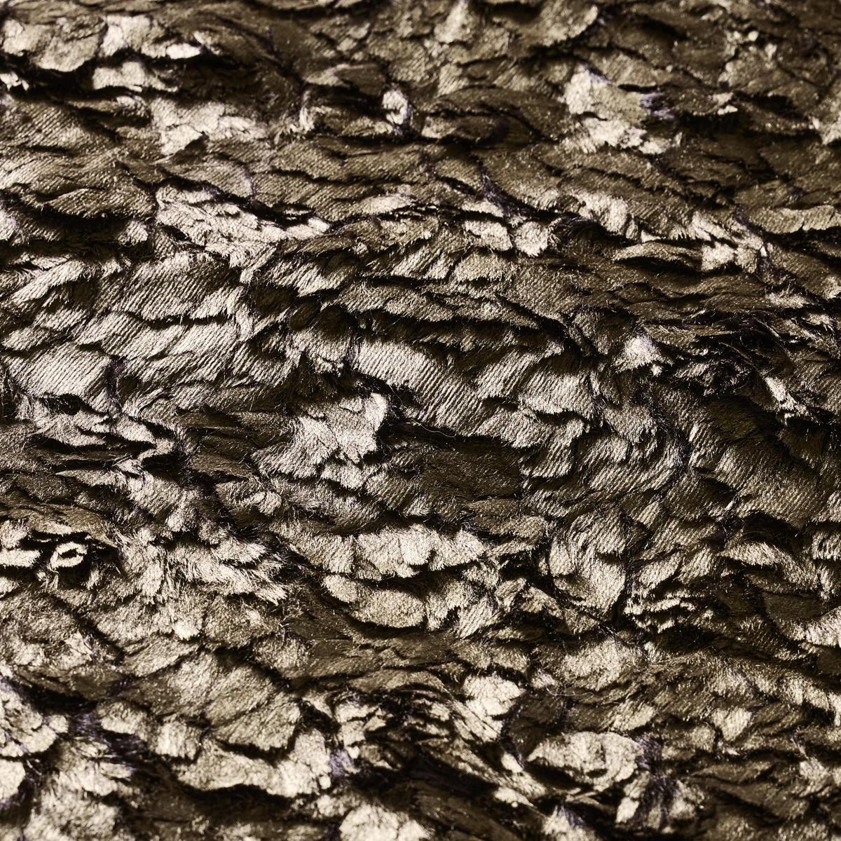 Celeste Metallic Faux Fur Tree Skirt 48" - Bronze