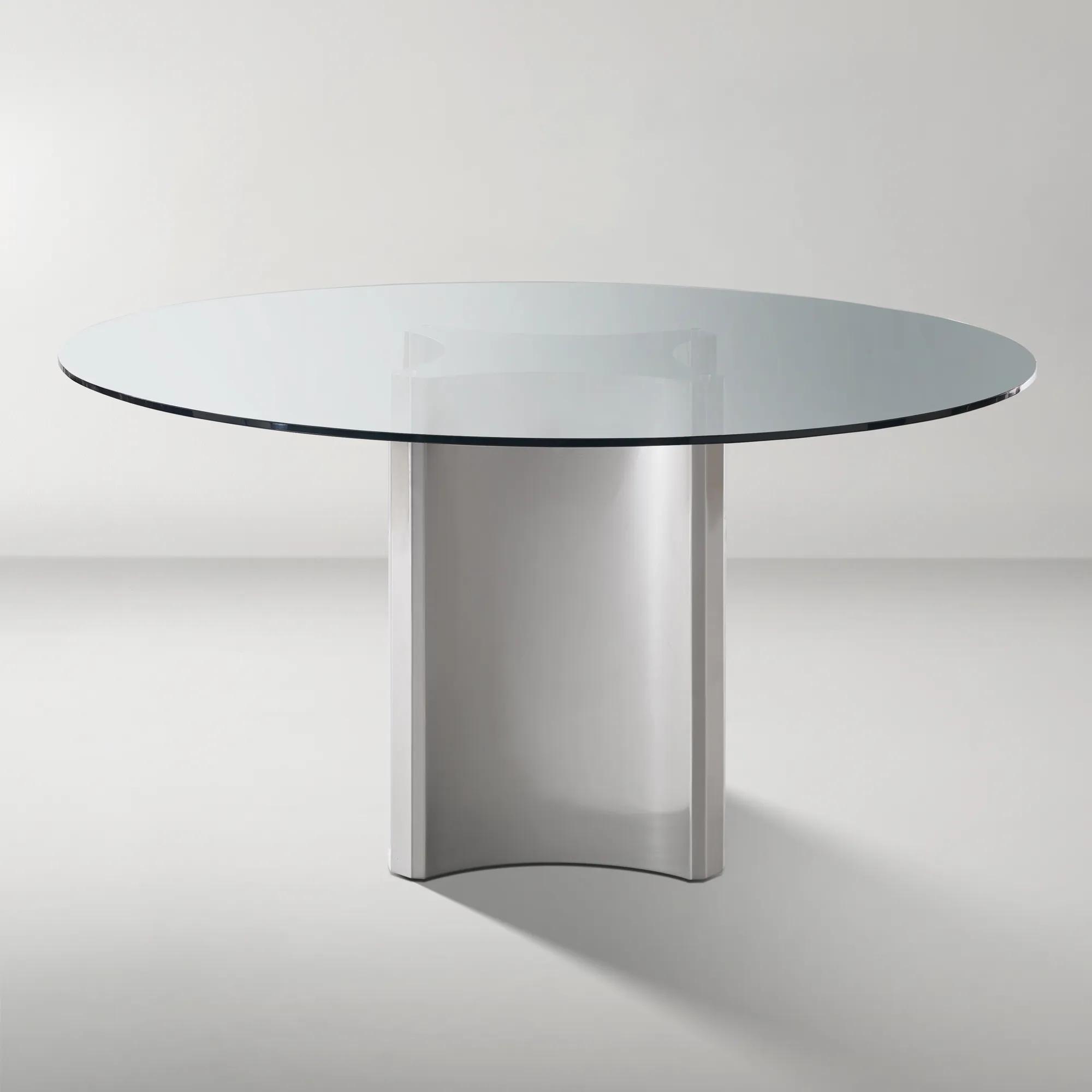 Ventane Dining Table