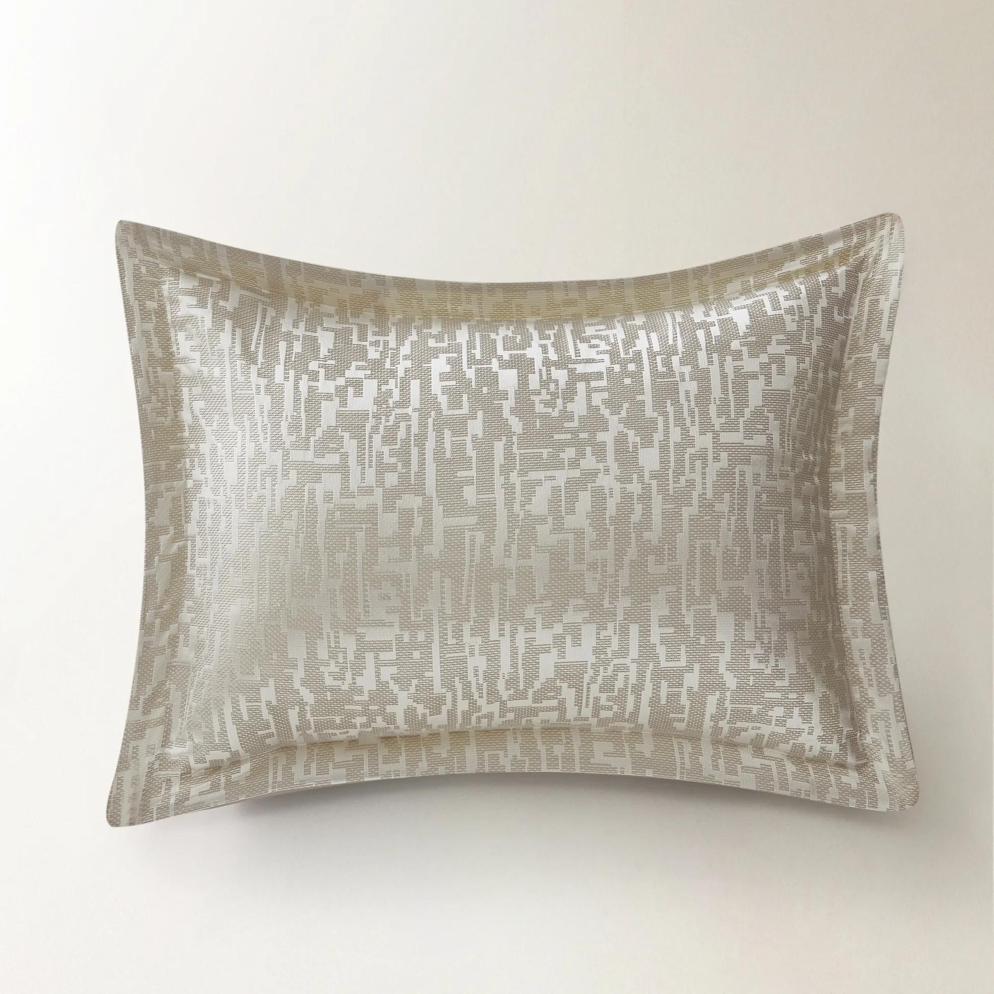 Podva Embroidered Bedding Set - Pearl/Ivory