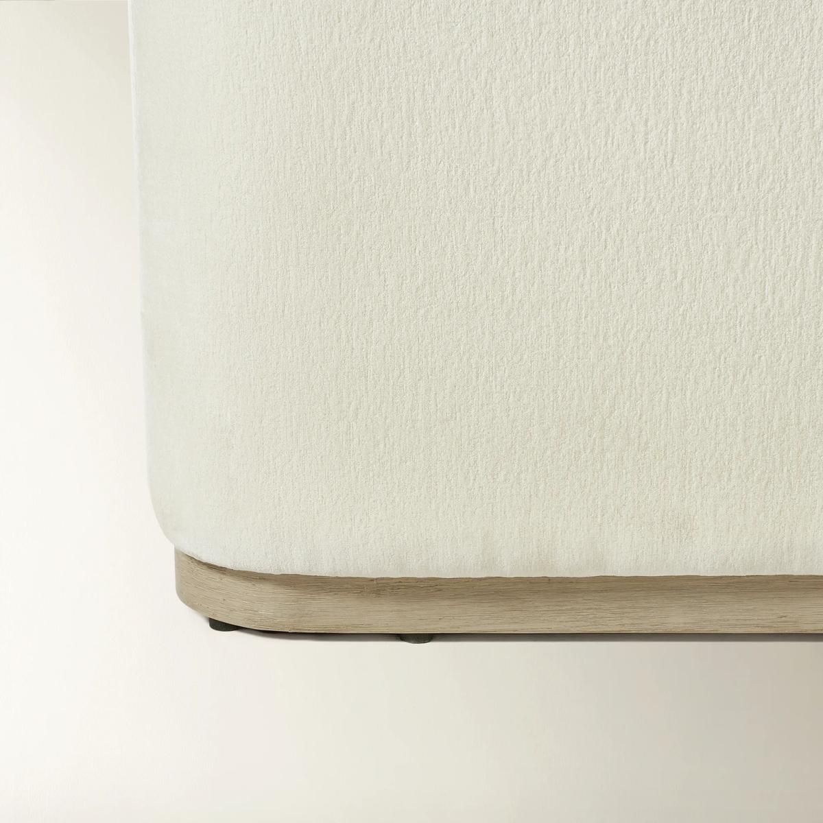 Stria Bed