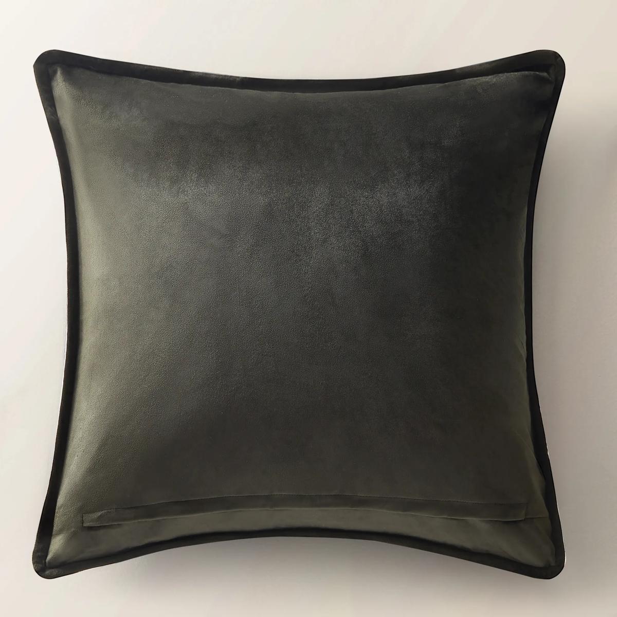 Valen Velvet Quilt Set - Black