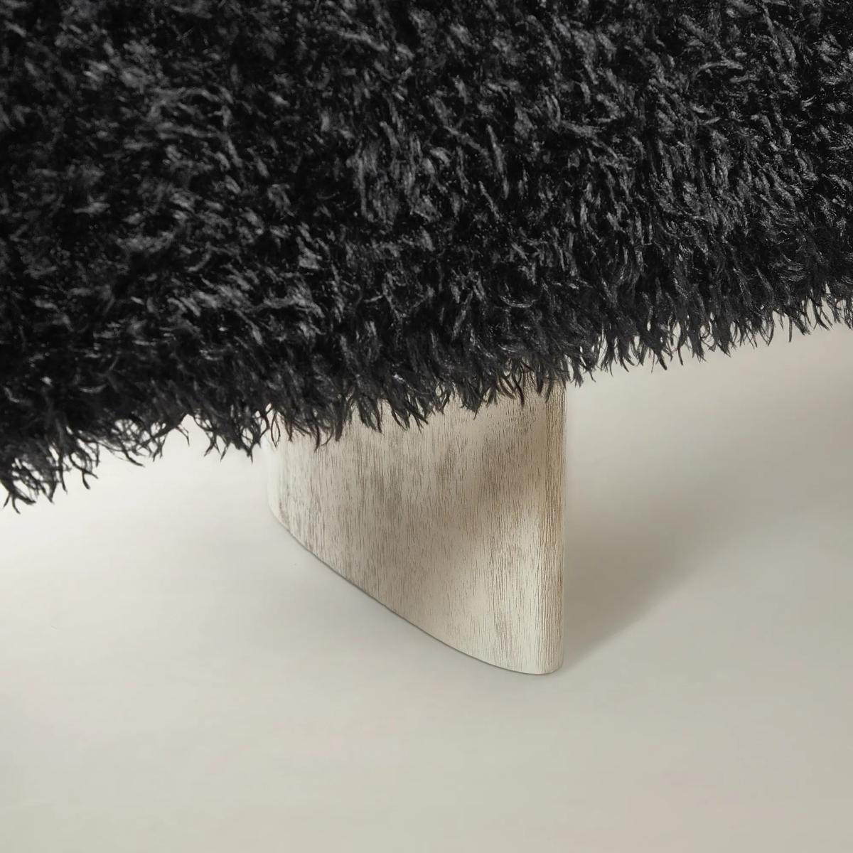 Micah Bench