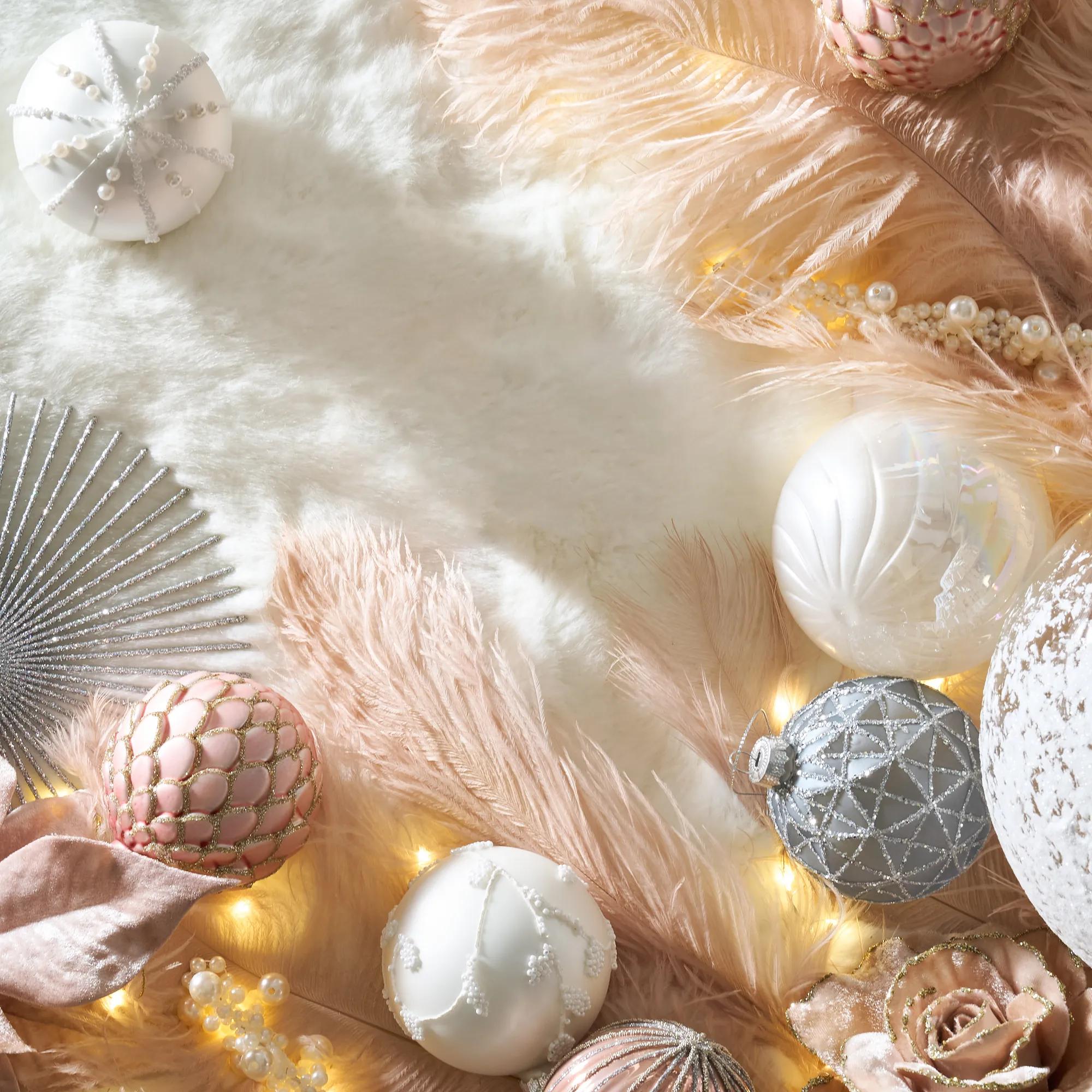 Pearl Teardrop Ornament - Set of 4