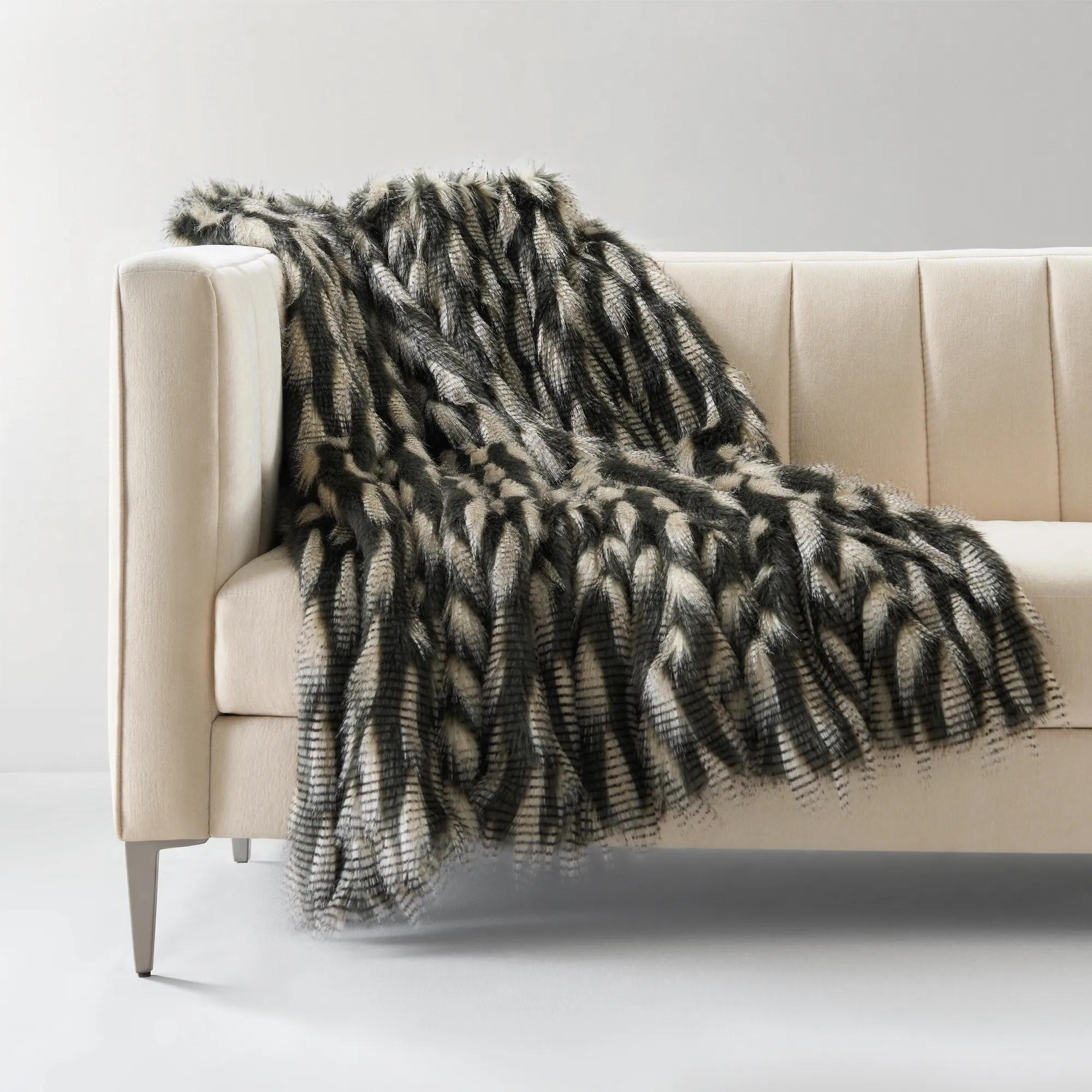 Emery Throw 50" x 60"
