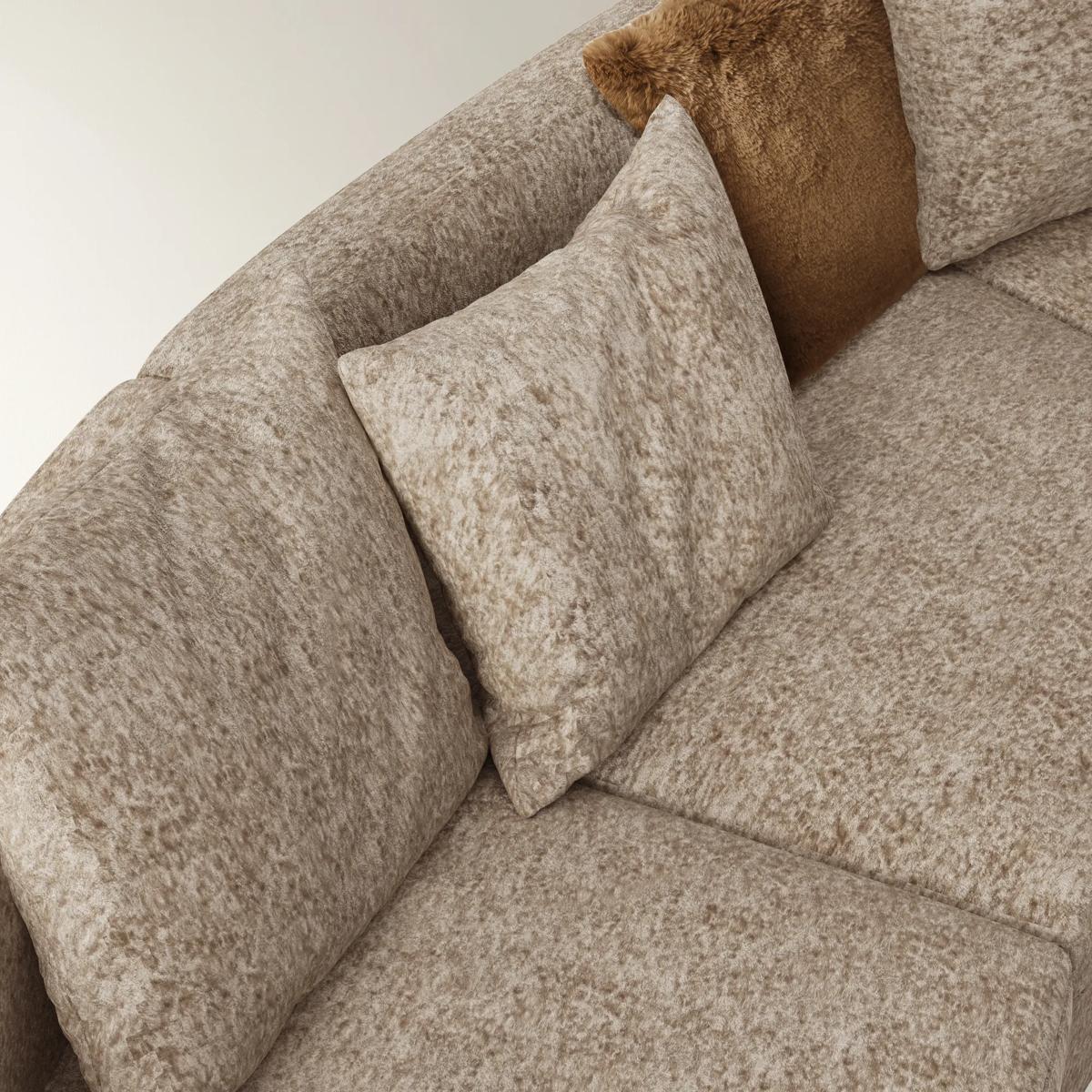 Stria Sectional