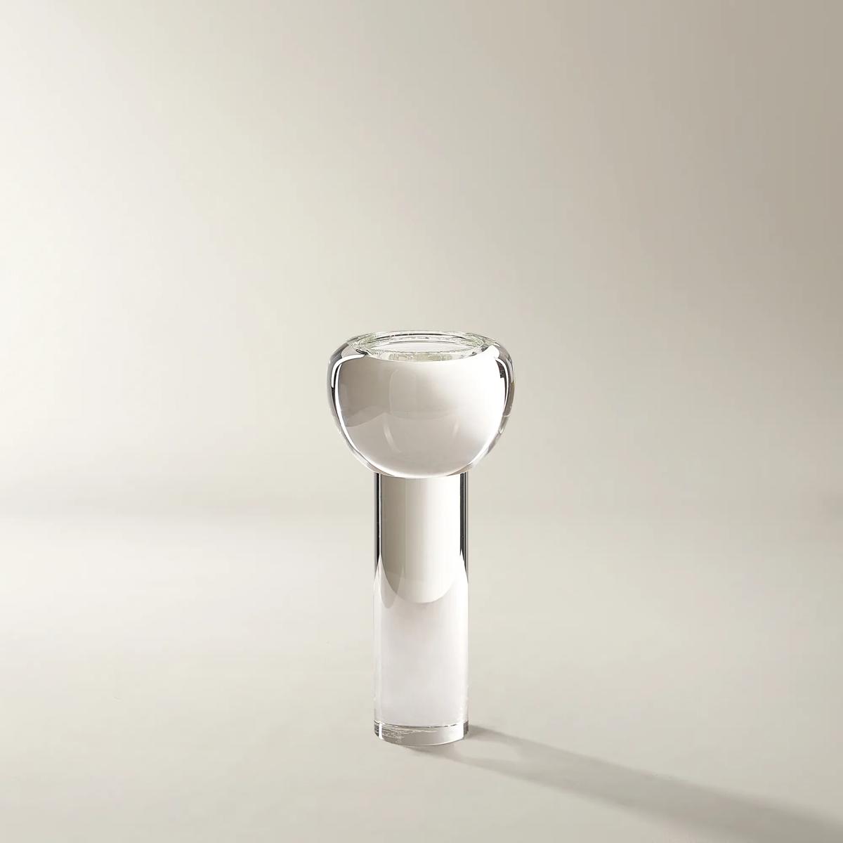 Serene Pillar Holder