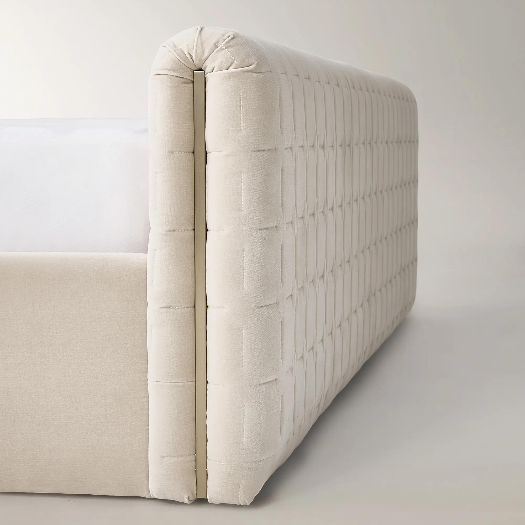 Vanta Extended Platform Bed - Oatmeal