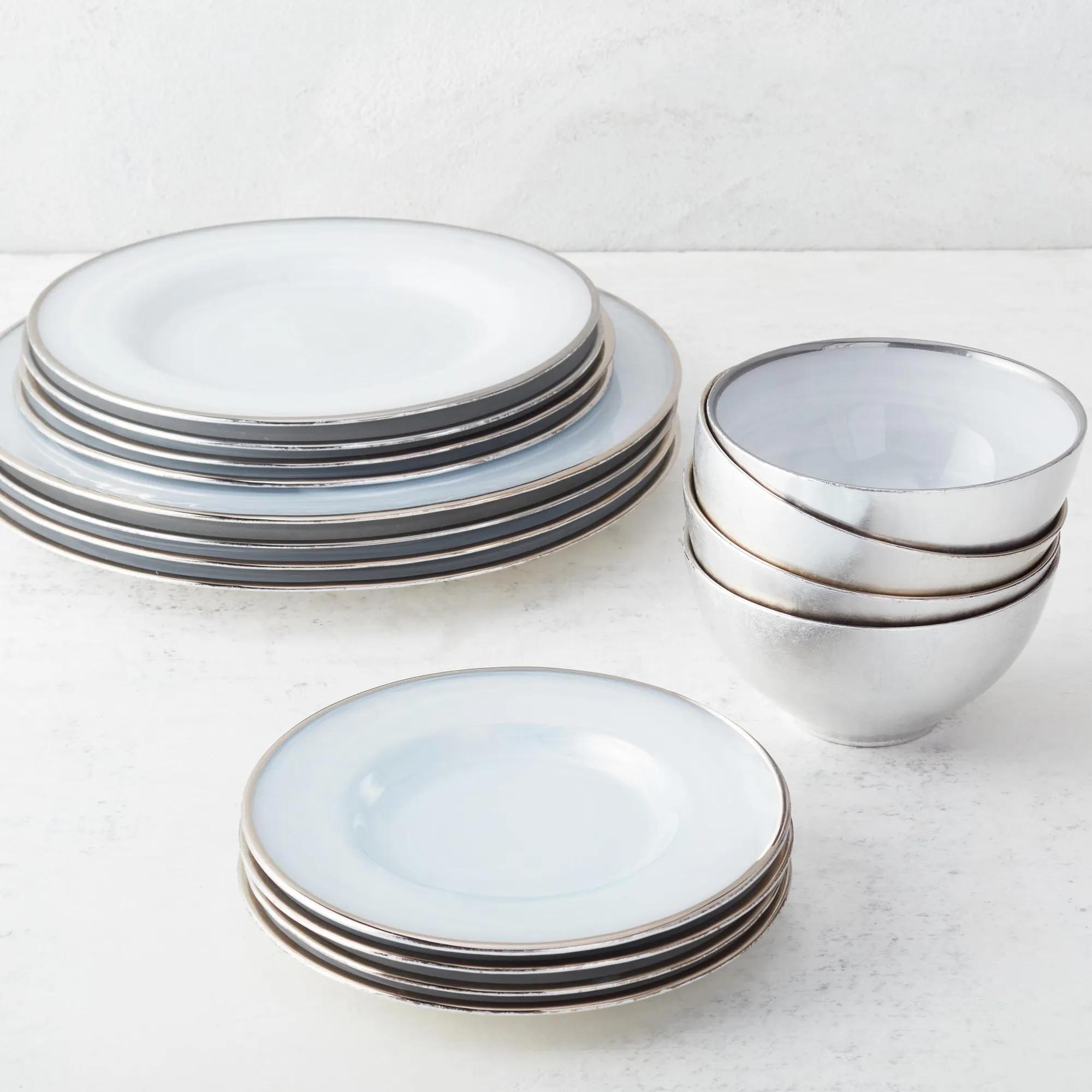 Paramount Dinnerware Sets