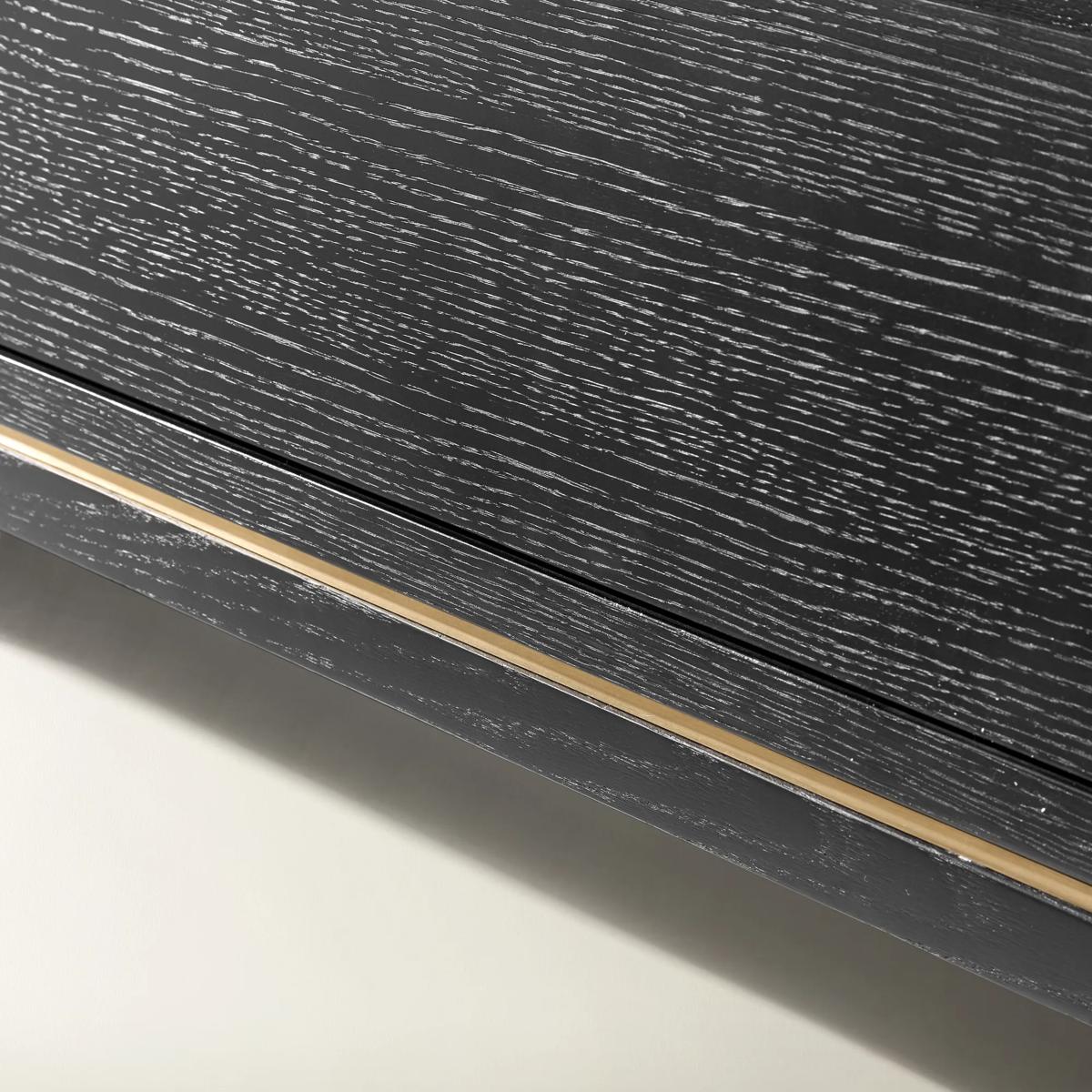 Vanta Wide Dresser