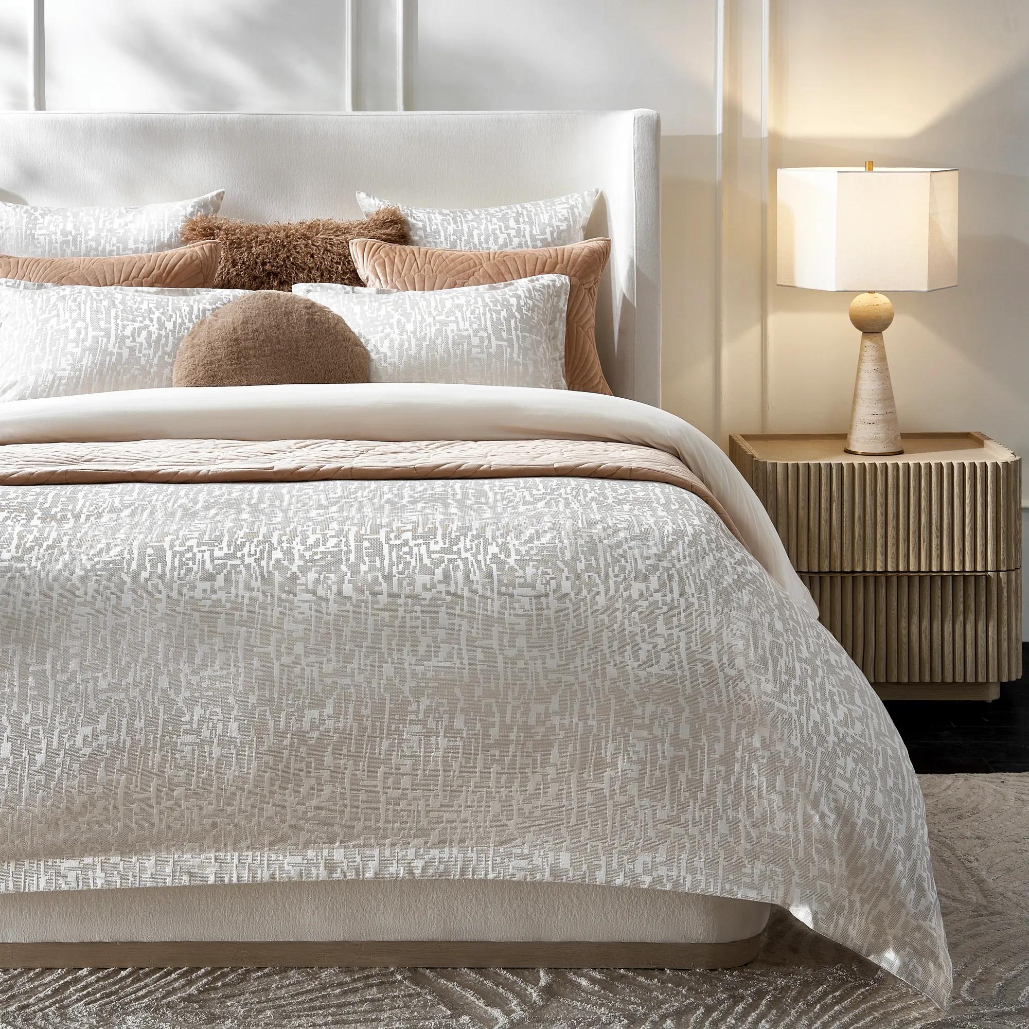 Podva Embroidered Bedding Set - Pearl/Ivory