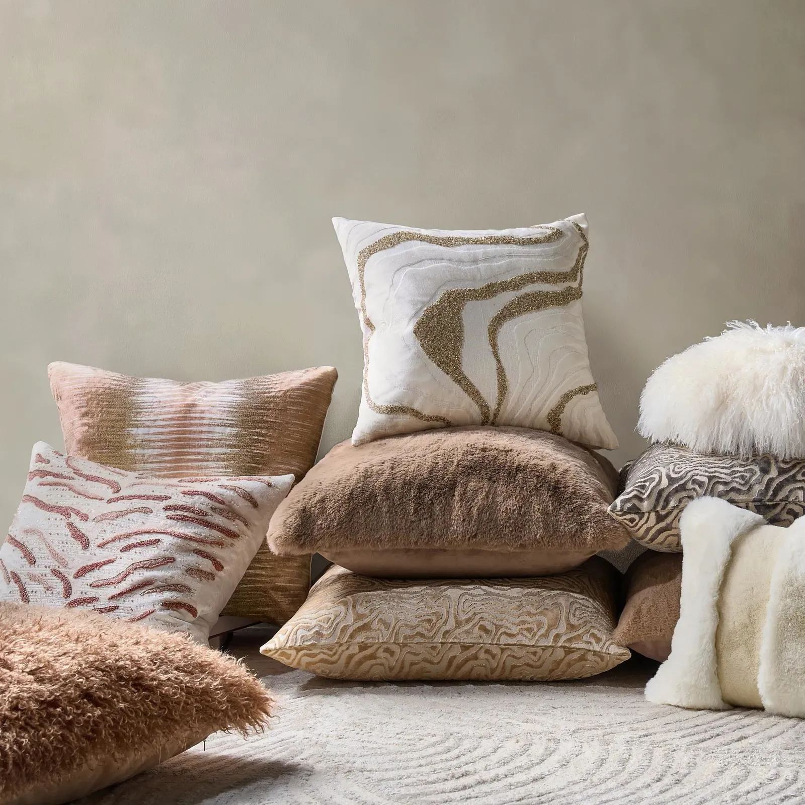 Echo Cut Velvet Pillow 24" - Smoked Pearl
