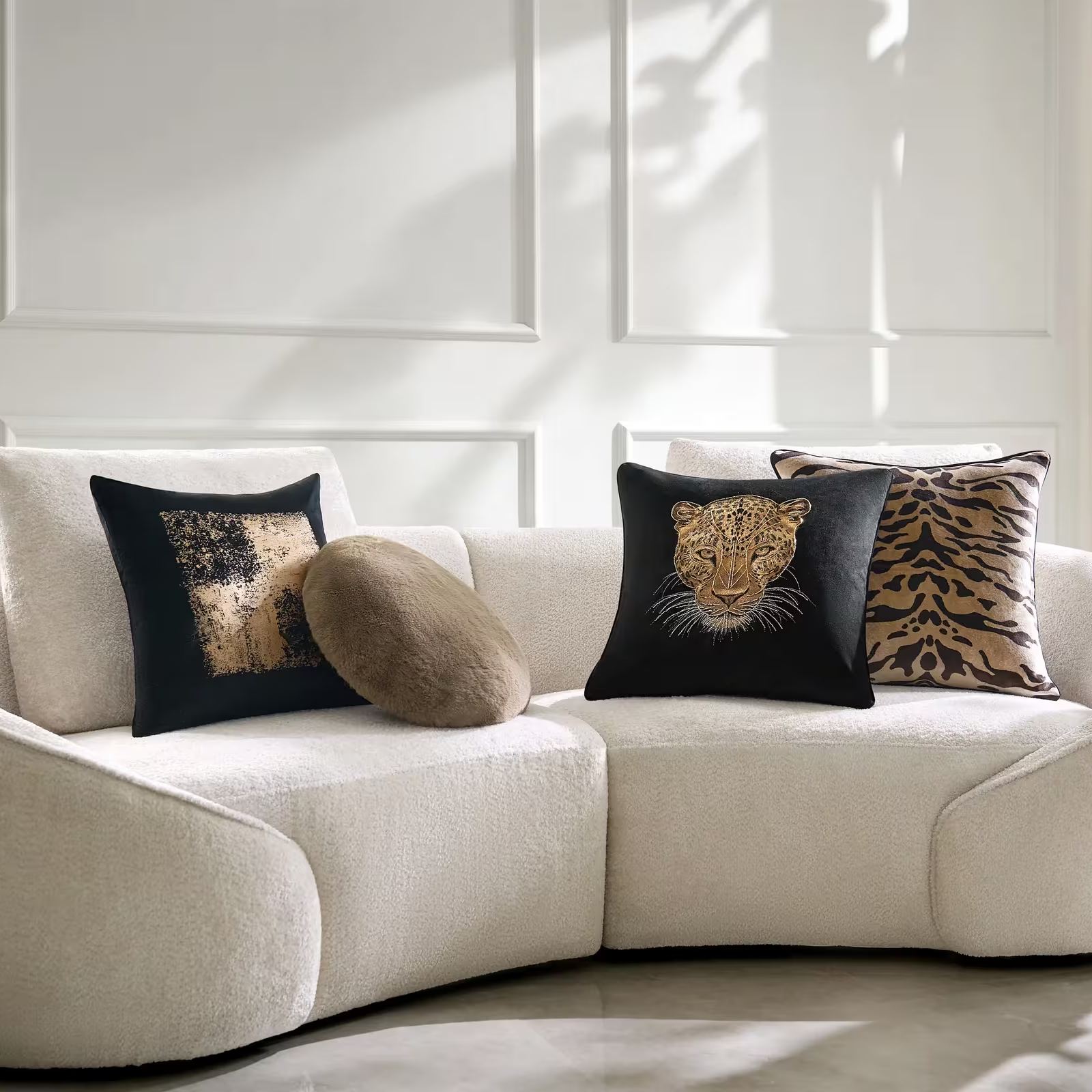 Namir Pillow 22"-Black