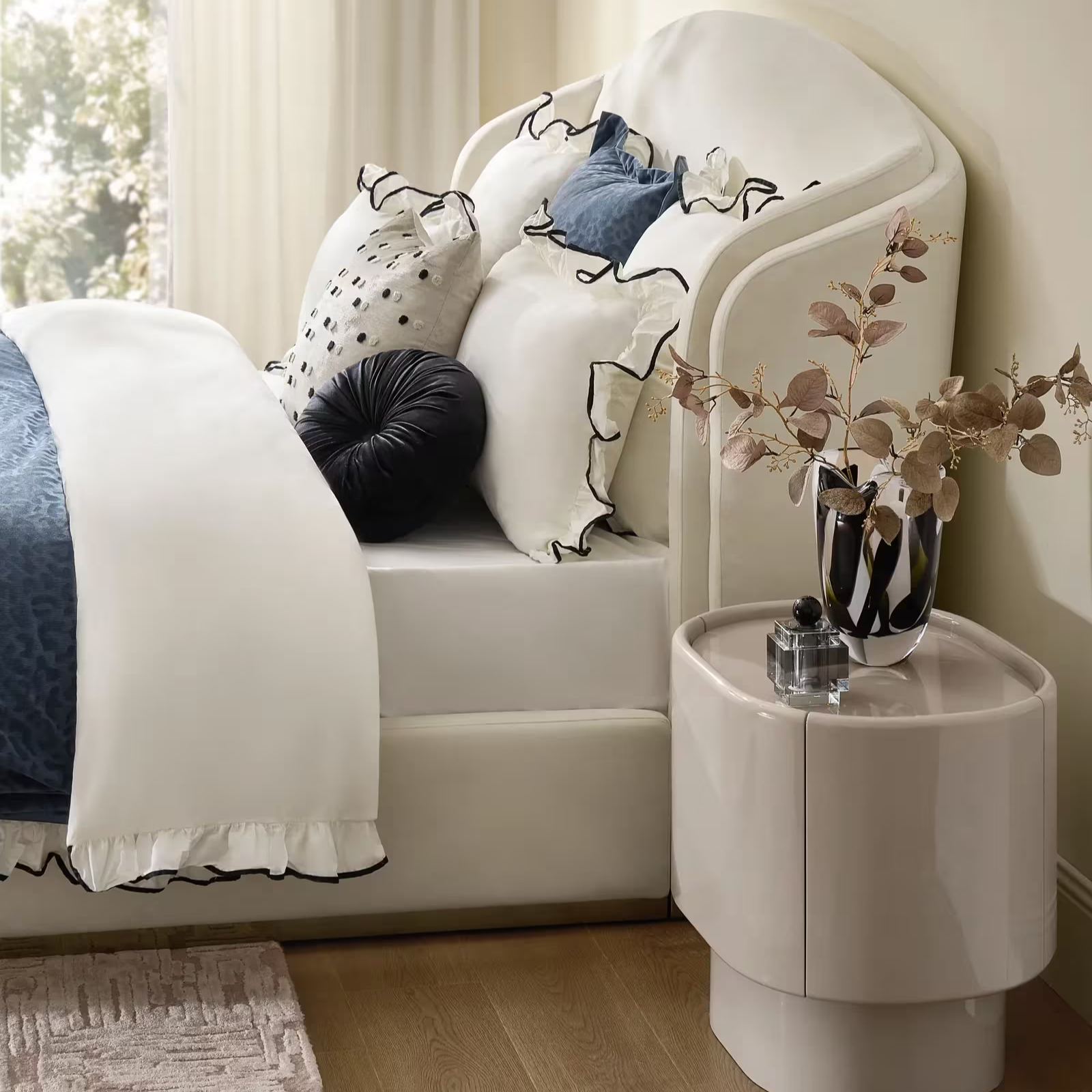 Vittoria Ruffle Cotton Percale Bedding Set - Ivory/Black