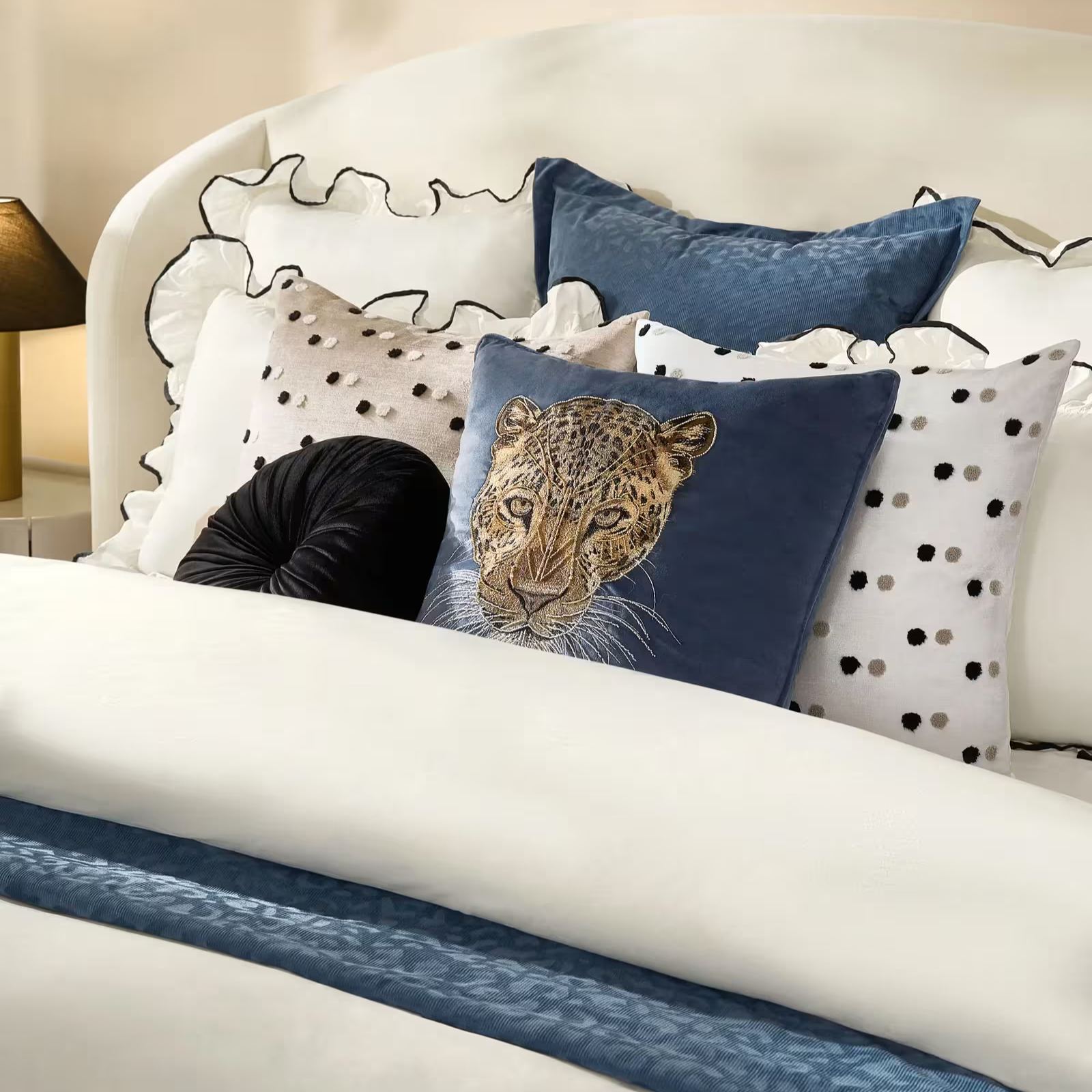 Vittoria Ruffle Cotton Percale Bedding Set - Ivory/Black