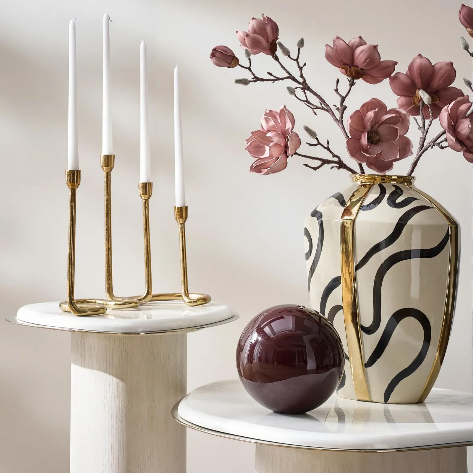Serpentine Taper Holder - Soft Gold
