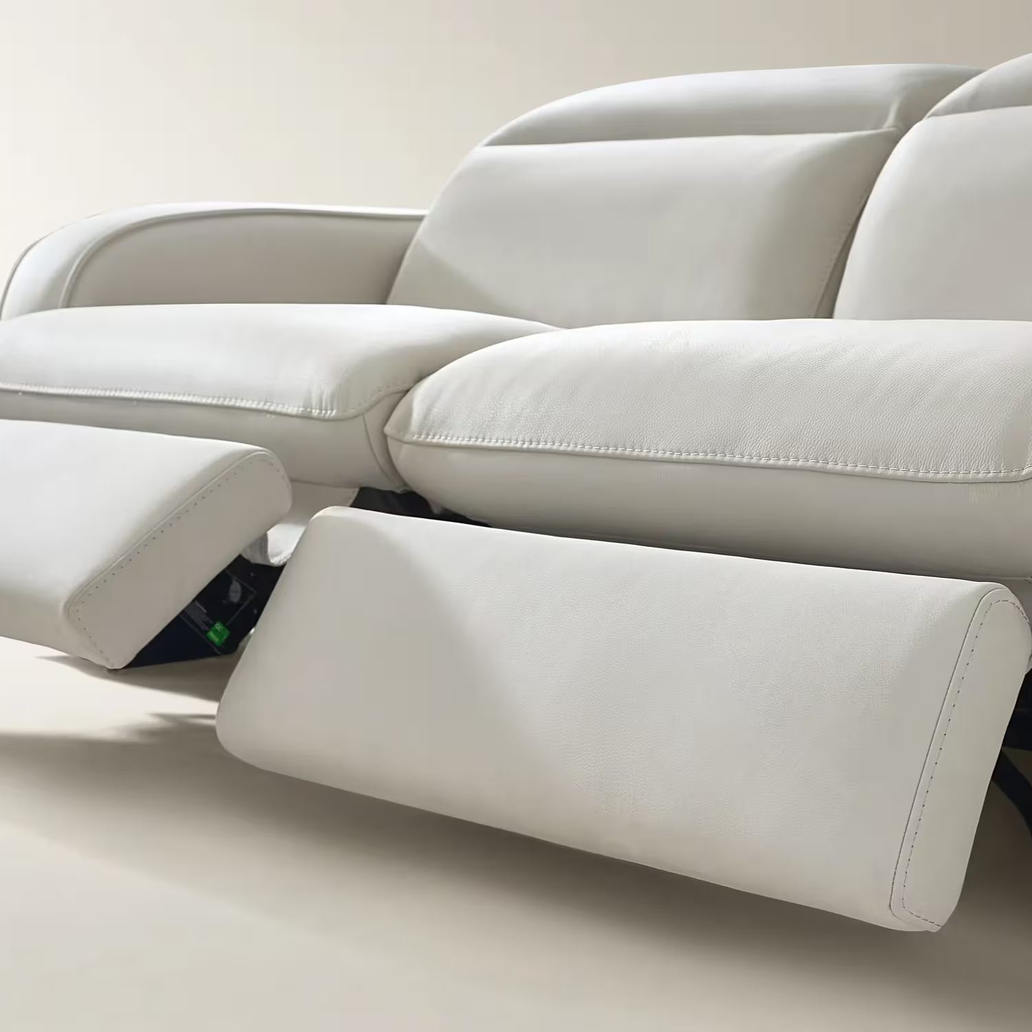 Terra 6-Piece Reclining Frost Leather Sectional