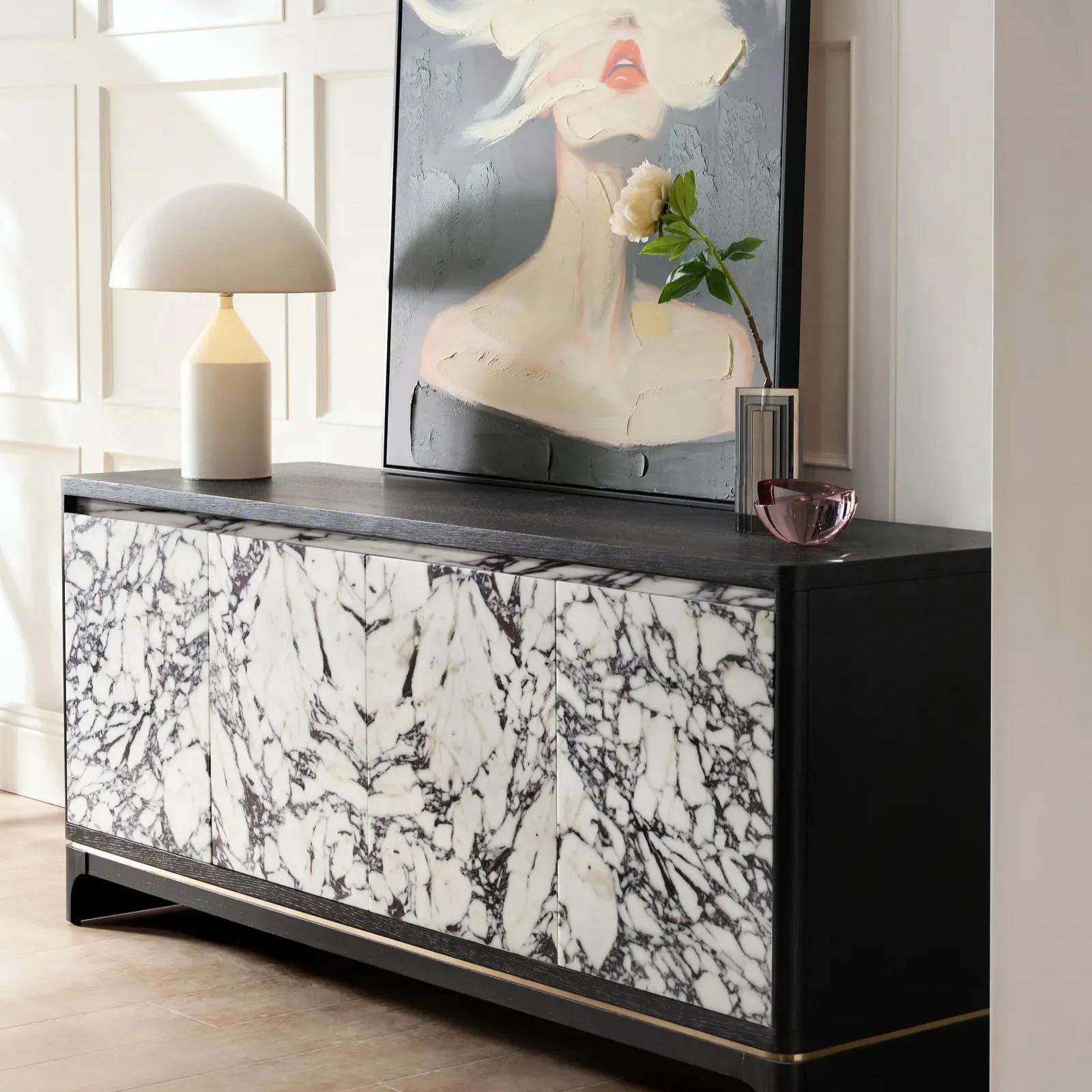 Vanta Sideboard