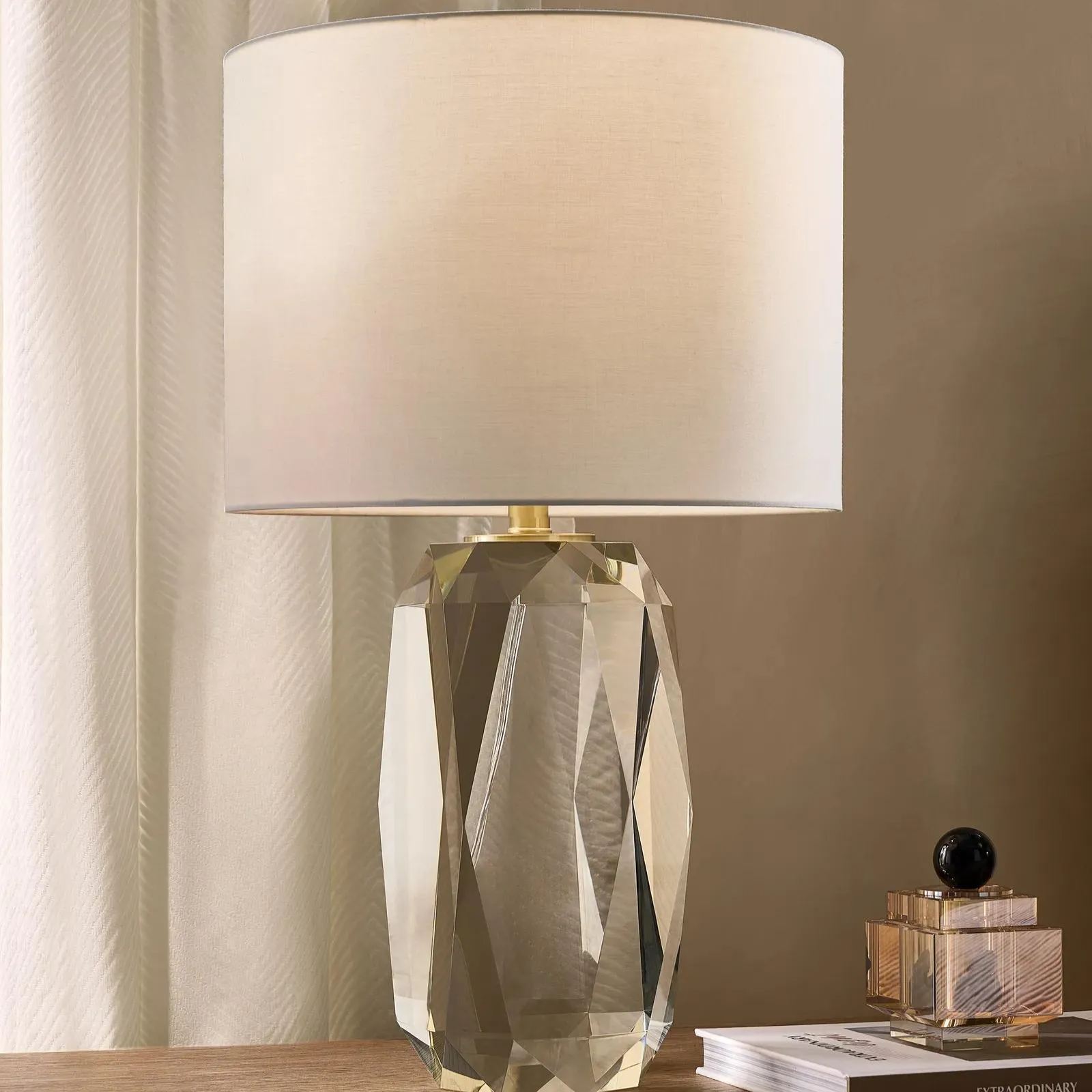 Bianca Table Lamp