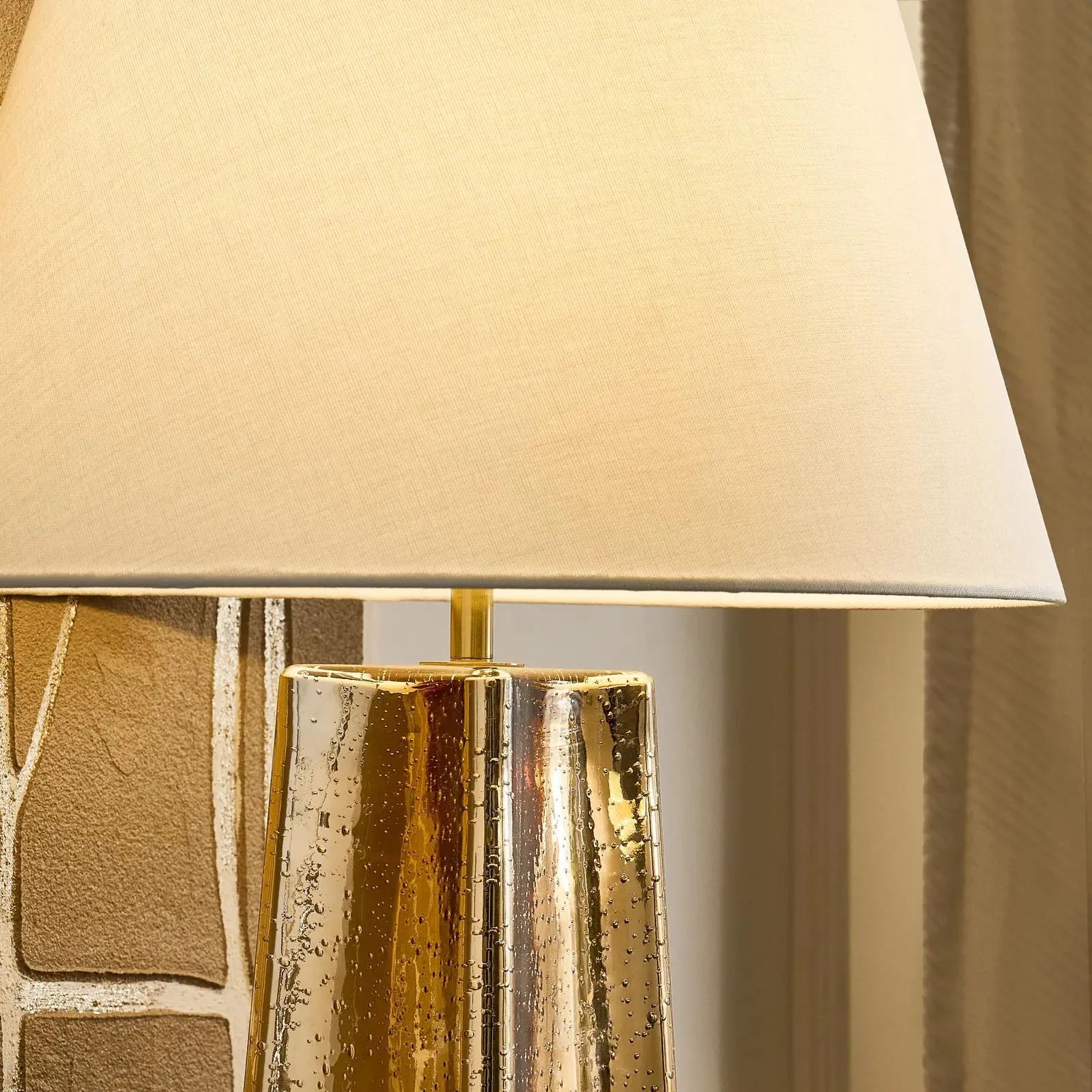 Uma Texture Glass Table Lamp - Gold