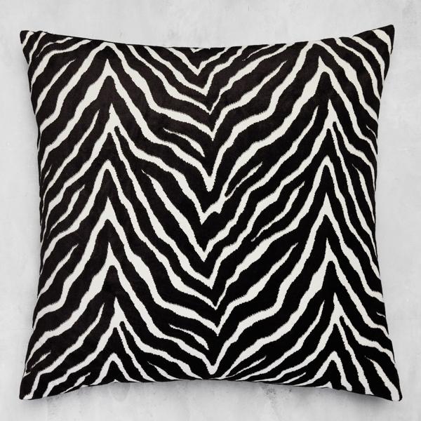 Nikki Chu - Hasina Bedding - Black