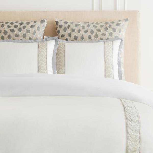 Gianna Frame Bedding - Silver