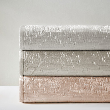 【数量限定】Rosy Set - Lovely Velvet V.V.LOVE VIOLENT ROSE GIFT SET | Manna Supply Company