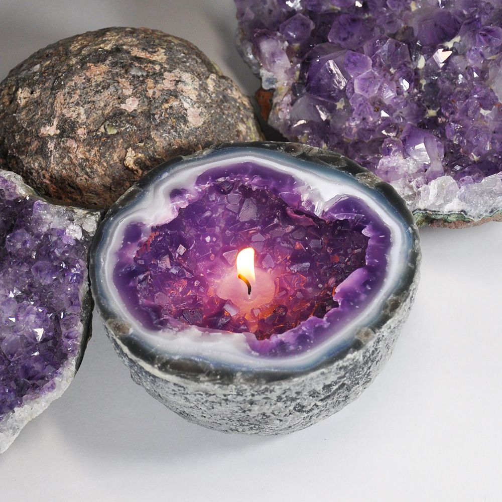 🔥$9.99 On Sale Today Only🕯🕯Handmade Crystal Geode Candle