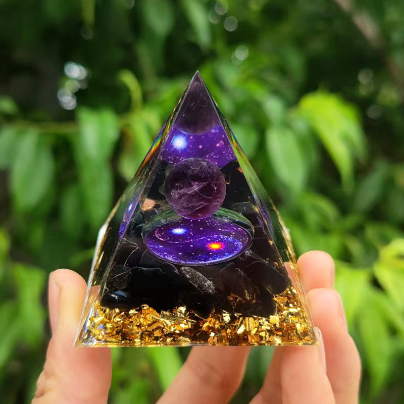 Glimmer Crystal Pyramid Energy Generator