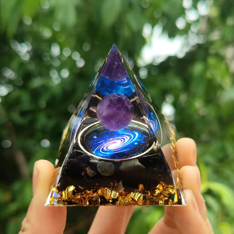 Glimmer Crystal Pyramid Energy Generator