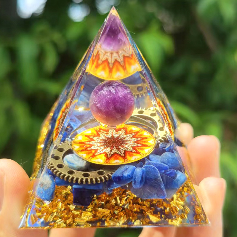 Glimmer Crystal Pyramid Energy Generator