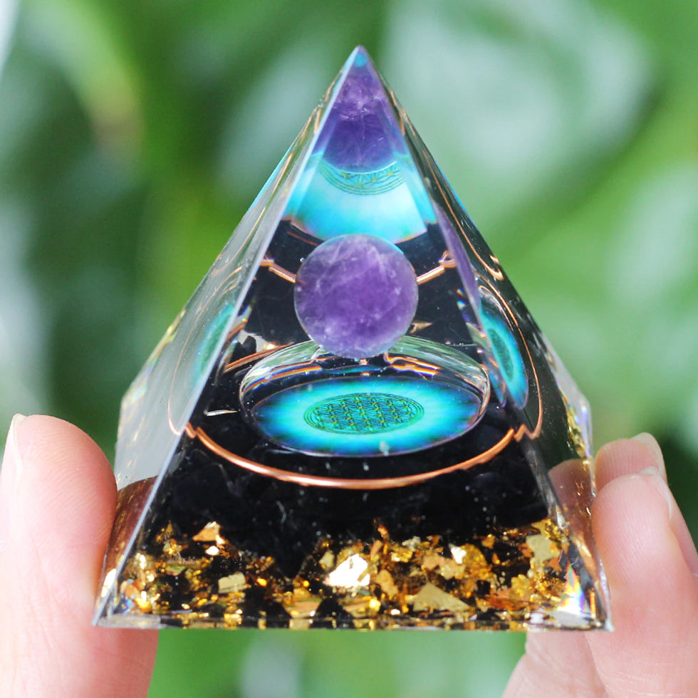 PyraPrism with Base Light