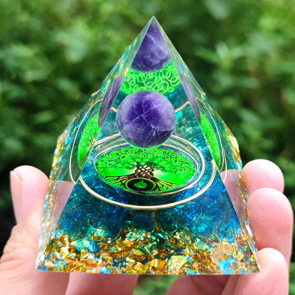PyraPrism with Base Light