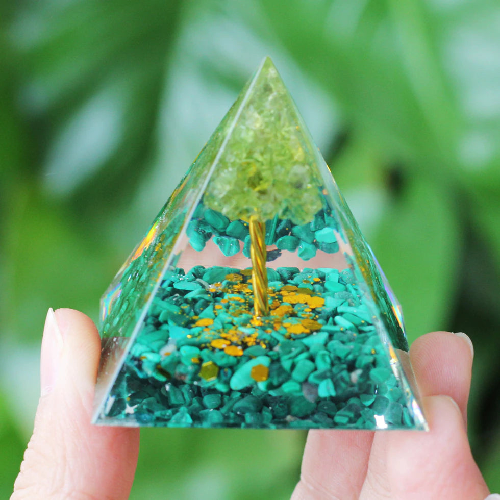 PyraPrism with Base Light