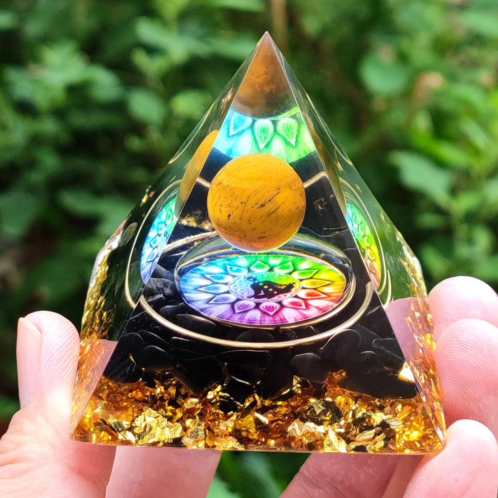 PyraPrism with Base Light