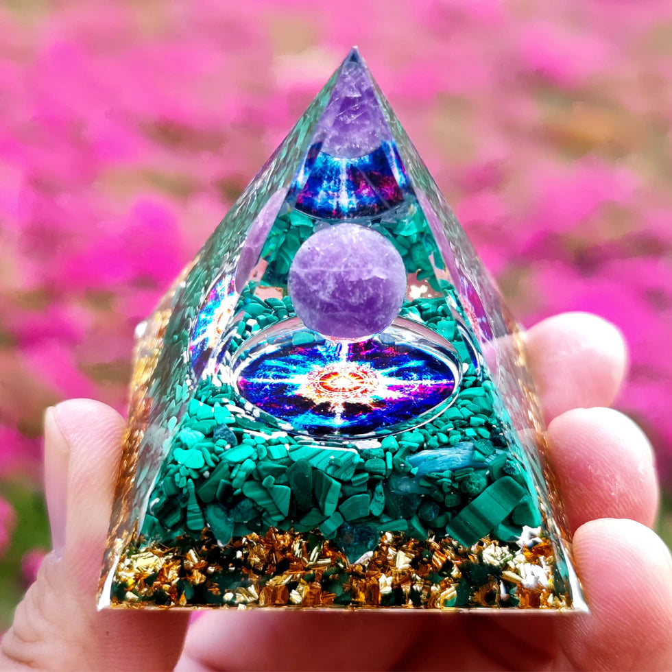PyraPrism with Base Light