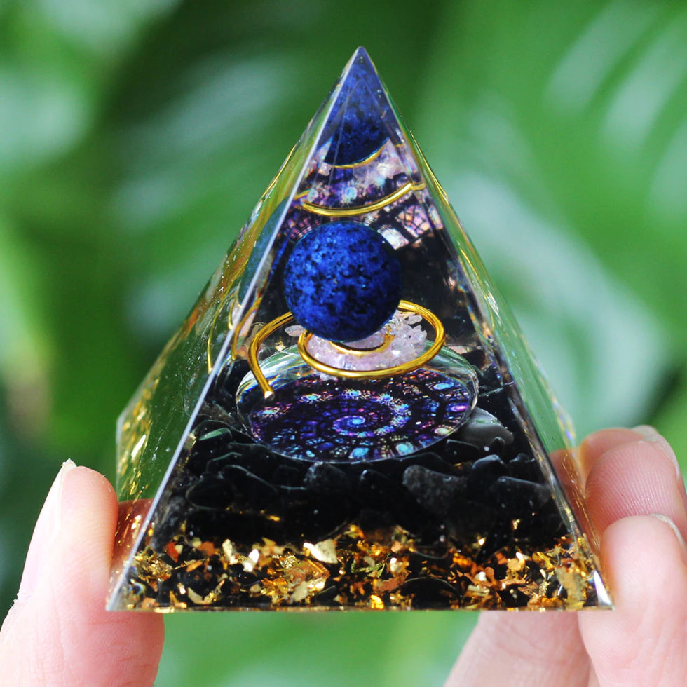 PyraPrism with Base Light