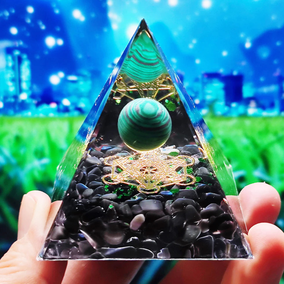 PyraPrism with Base Light