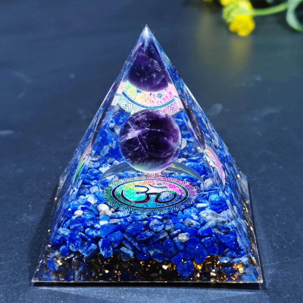 PyraPrism with Base Light