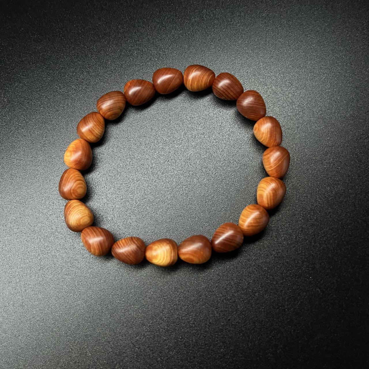 Wooden bracelet 7mm 