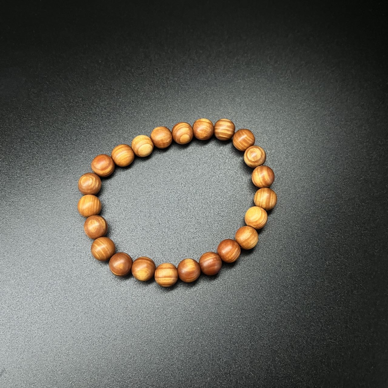 Wooden bracelet 6.7mm 