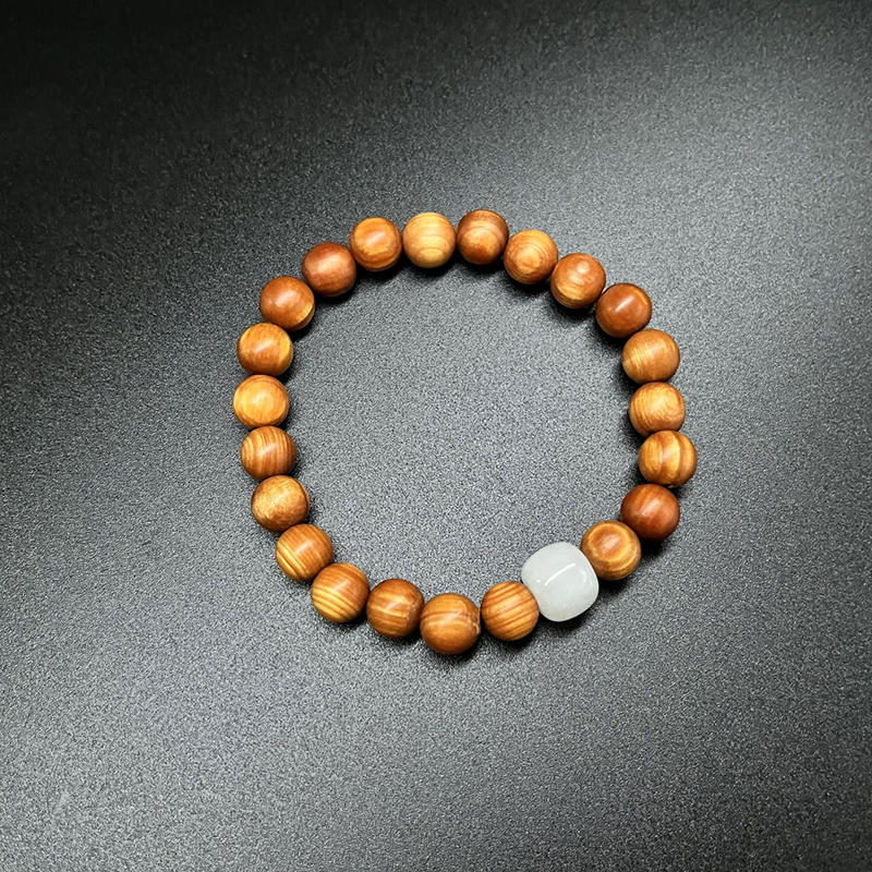 Wooden bracelet 6.7mm 