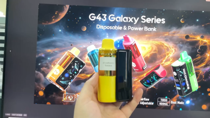 OEM / ODM 15ml 50K puffs Sichtbarer E-Liquid-Tank disposable vape mit 1500mAh Powerbank [Model: Visible Tank-2 ] 